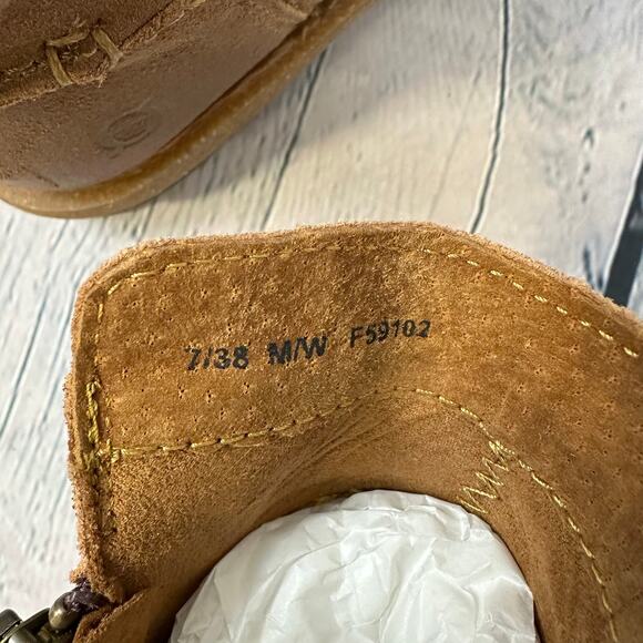 Born Boots Womens 7 Tarkiln Natural Booties Brown Suede Distressed Boho Zip Lace - Picture 4 of 10